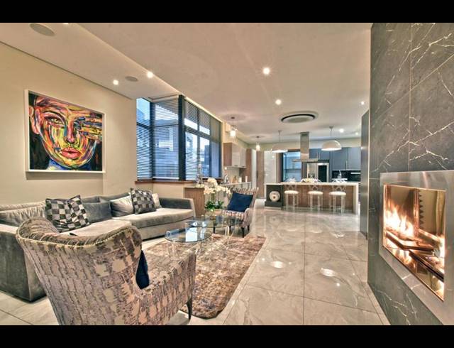 5 BEDROOM HOUSE FOR SALE IN MEYERSDAL ECO ESTATE